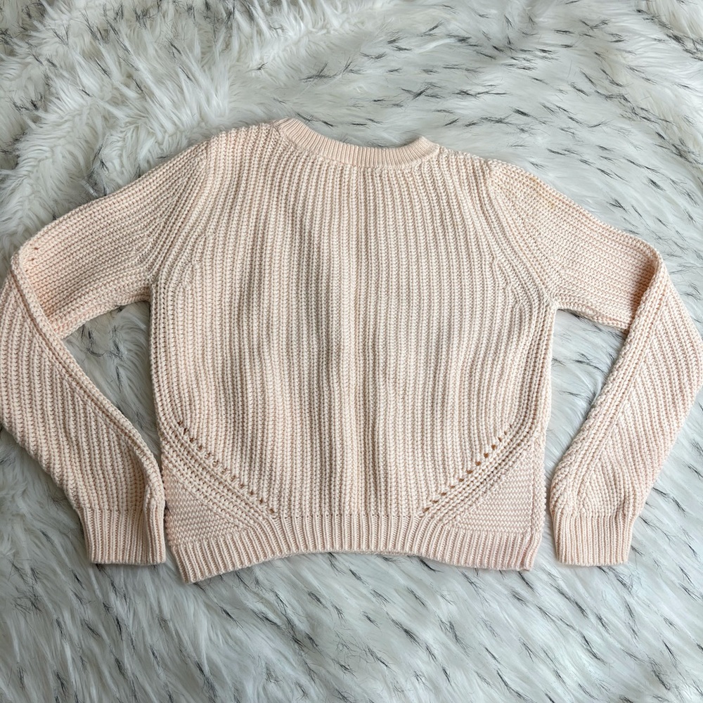 Light pink / peach knitted cropped sweater